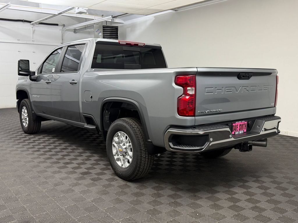 New 2026 Chevrolet Silverado 2500 LT Crew Cab