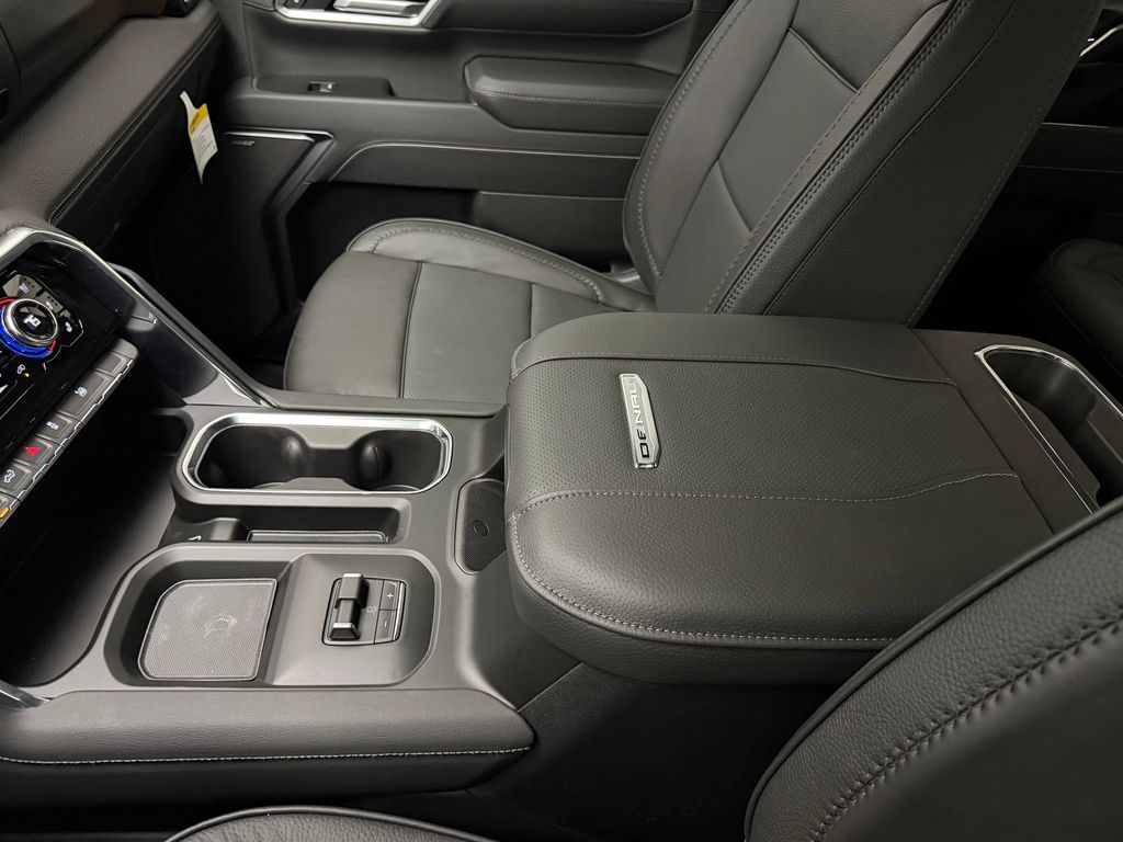 2026 GMC Sierra 3500HD Denali - Photo 30
