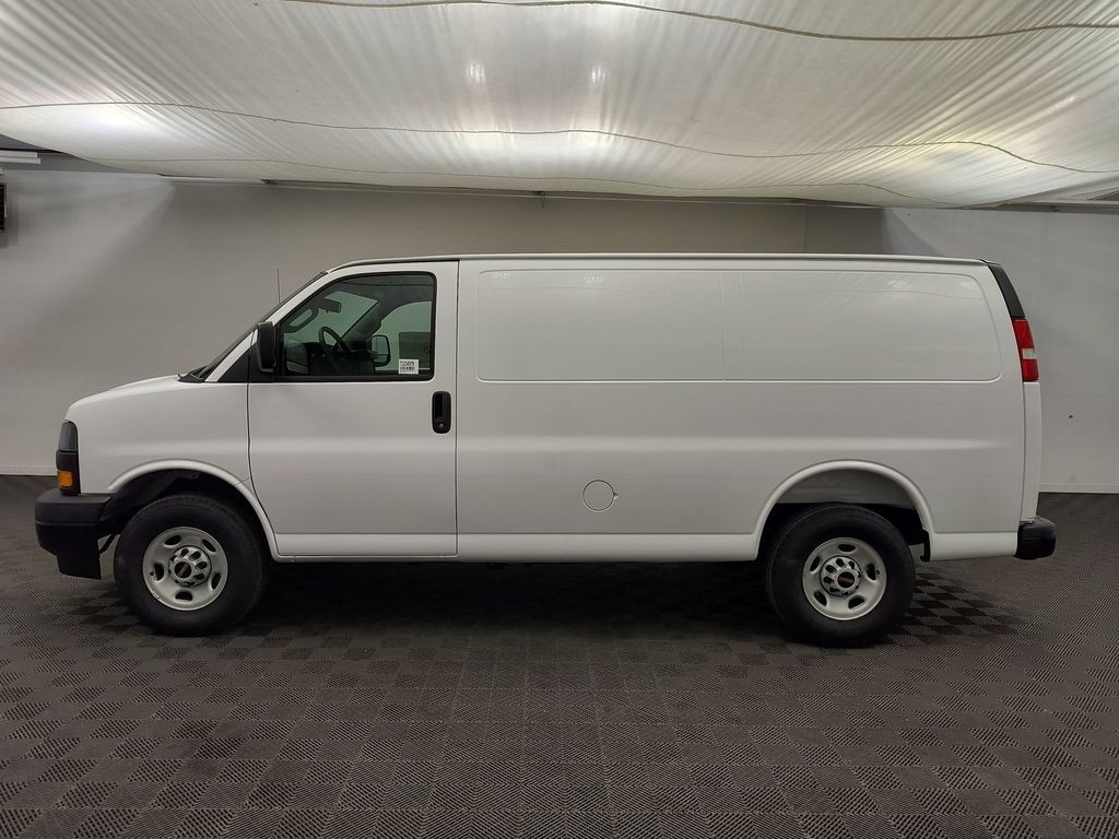 New 2026 GMC Savana 3500 Work Van Cargo Van