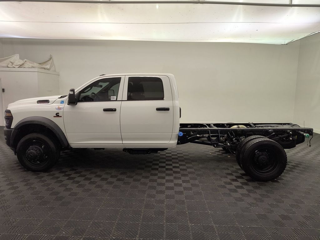 2025 Ram 4500 photo 2