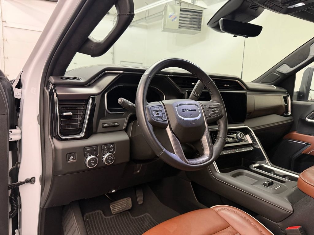 Used 2025 GMC Sierra 3500 Denali Ultimate Truck Crew Cab