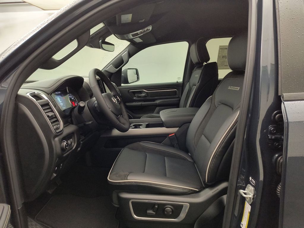 2026 Ram 1500 Laramie photo 4