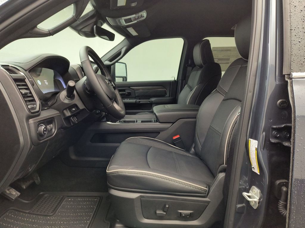 2026 Ram 3500 Limited photo 4