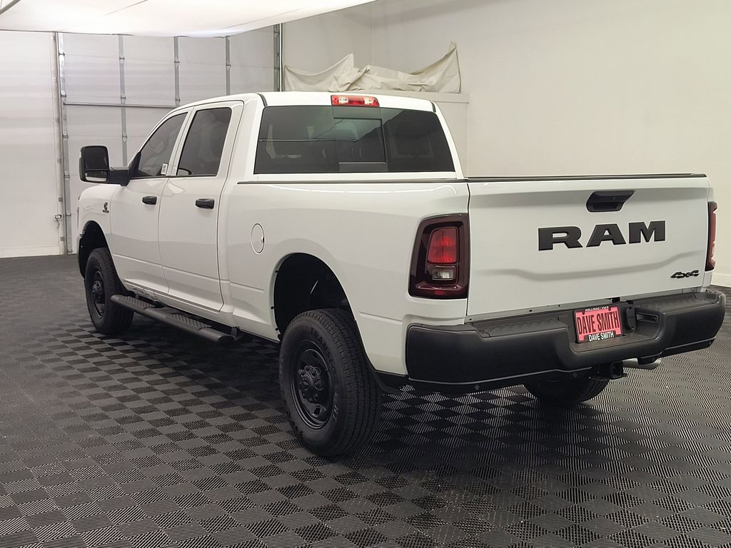 2025 Ram 2500 Tradesman photo 3