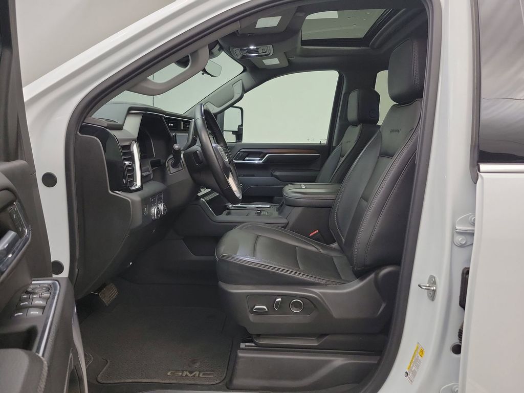 2024 Gmc Sierra 3500 Denali photo 4