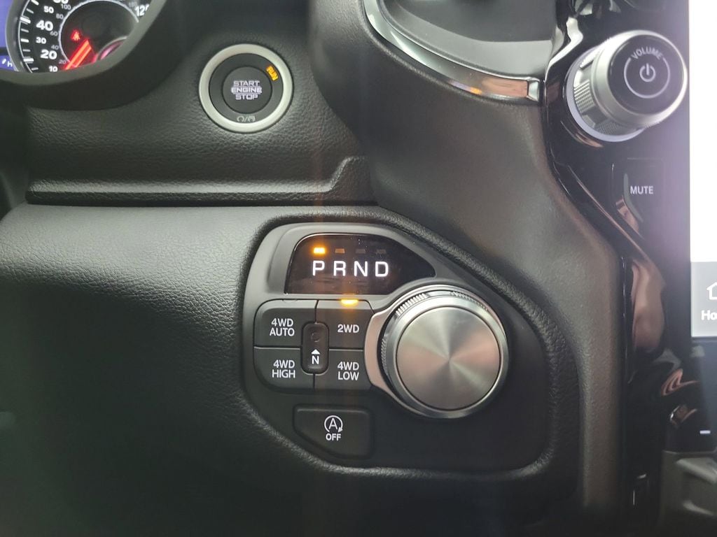 2026 RAM 1500 Laramie - Photo 12