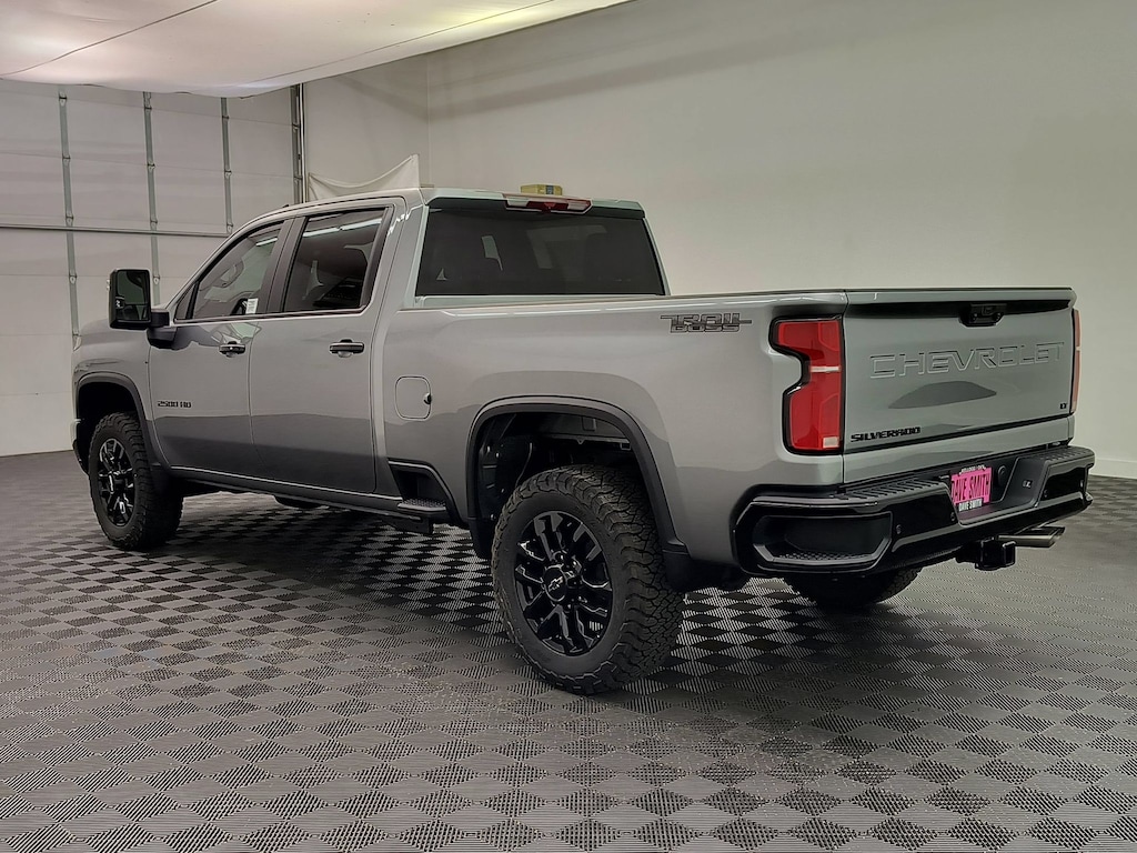 New 2026 Chevrolet Silverado 2500 LT Crew Cab