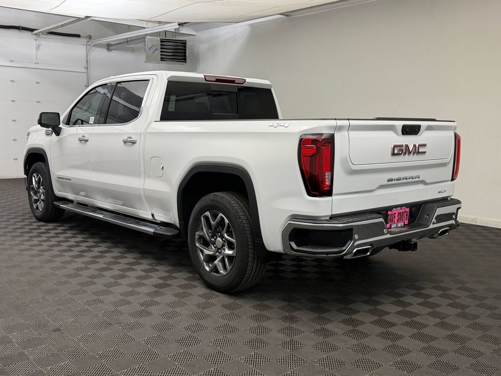 New 2026 GMC Sierra SLT Crew Cab