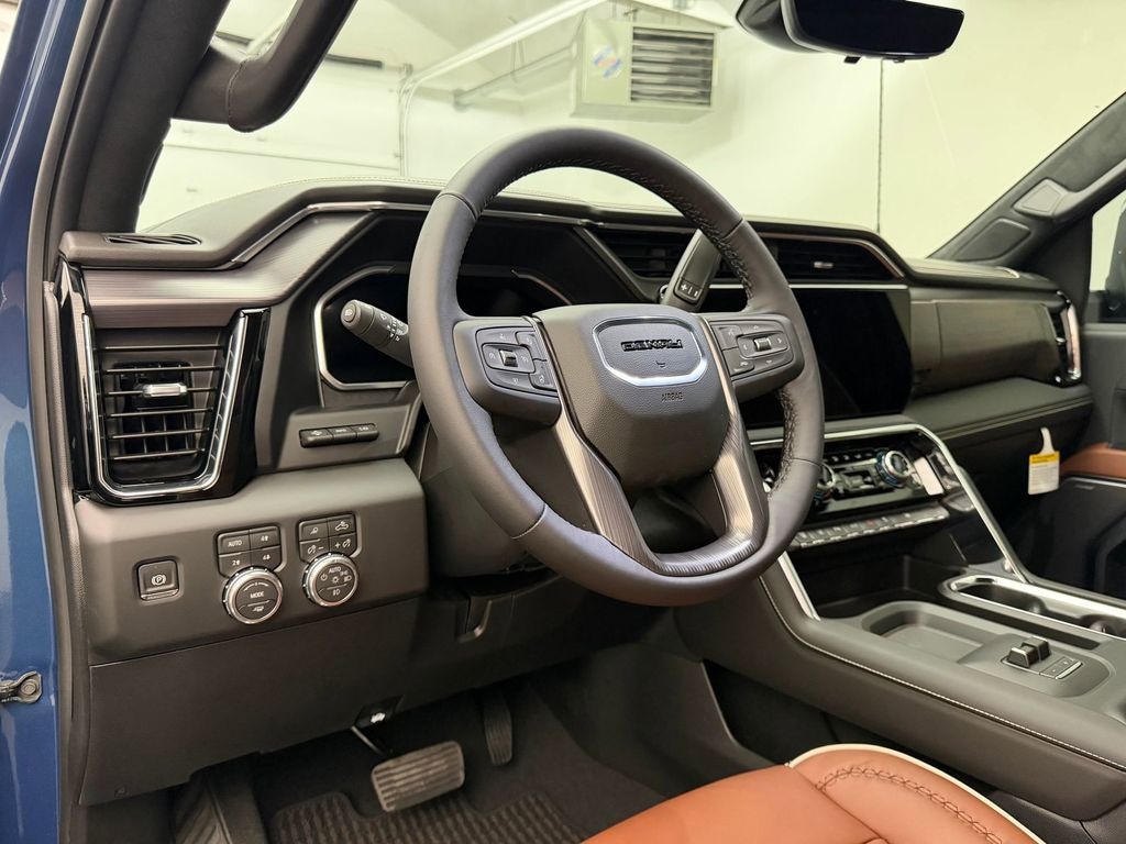 New 2026 GMC Sierra 3500 Denali Ultimate DRW Crew Cab