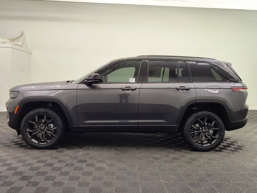 New 2025 Jeep Grand Cherokee Limited Sport Utility