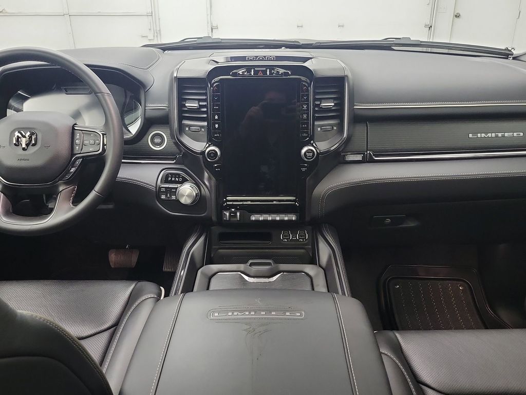 2023 Ram 1500 Limited photo 3
