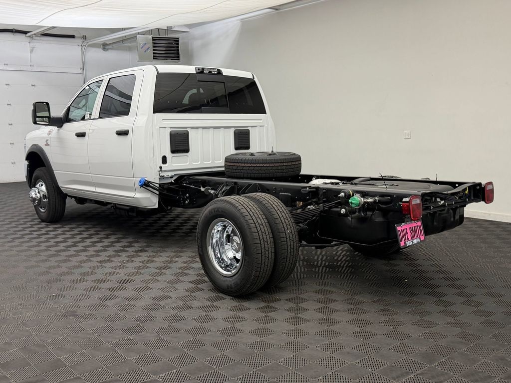 New 2026 Ram 3500 Chassis Crew CAB 4 Door Cab; Crew