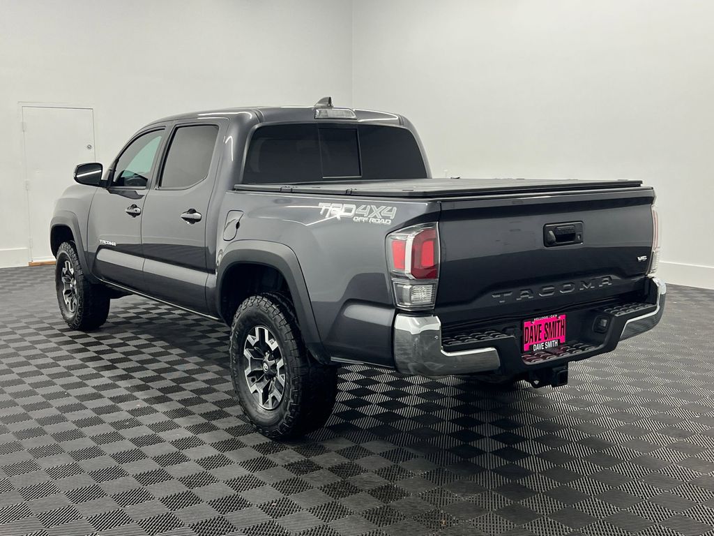 2022 Toyota Tacoma TRD V6 photo 3