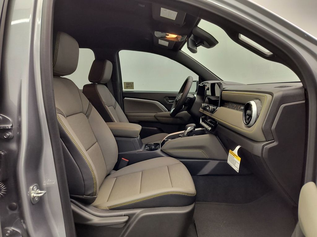 2026 Chevrolet Colorado ZR2 - Photo 28