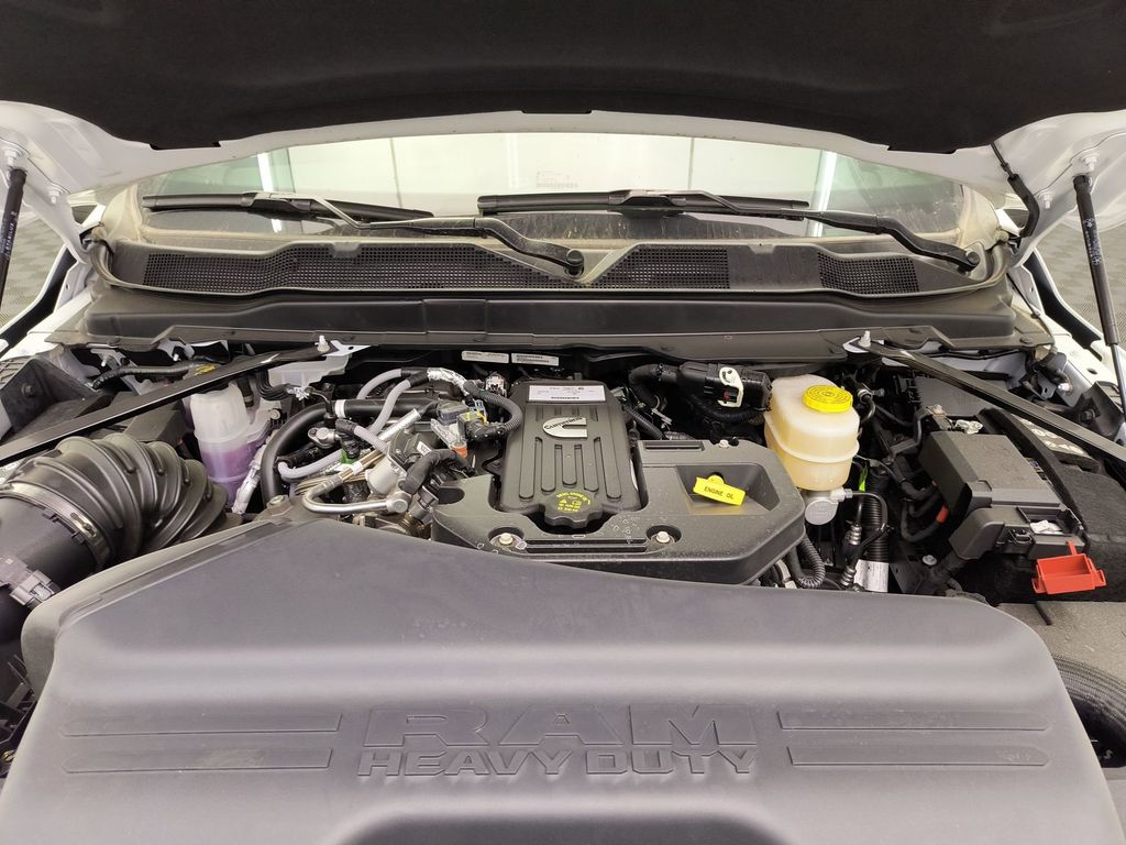 2025 RAM 2500 Tradesman - Photo 31