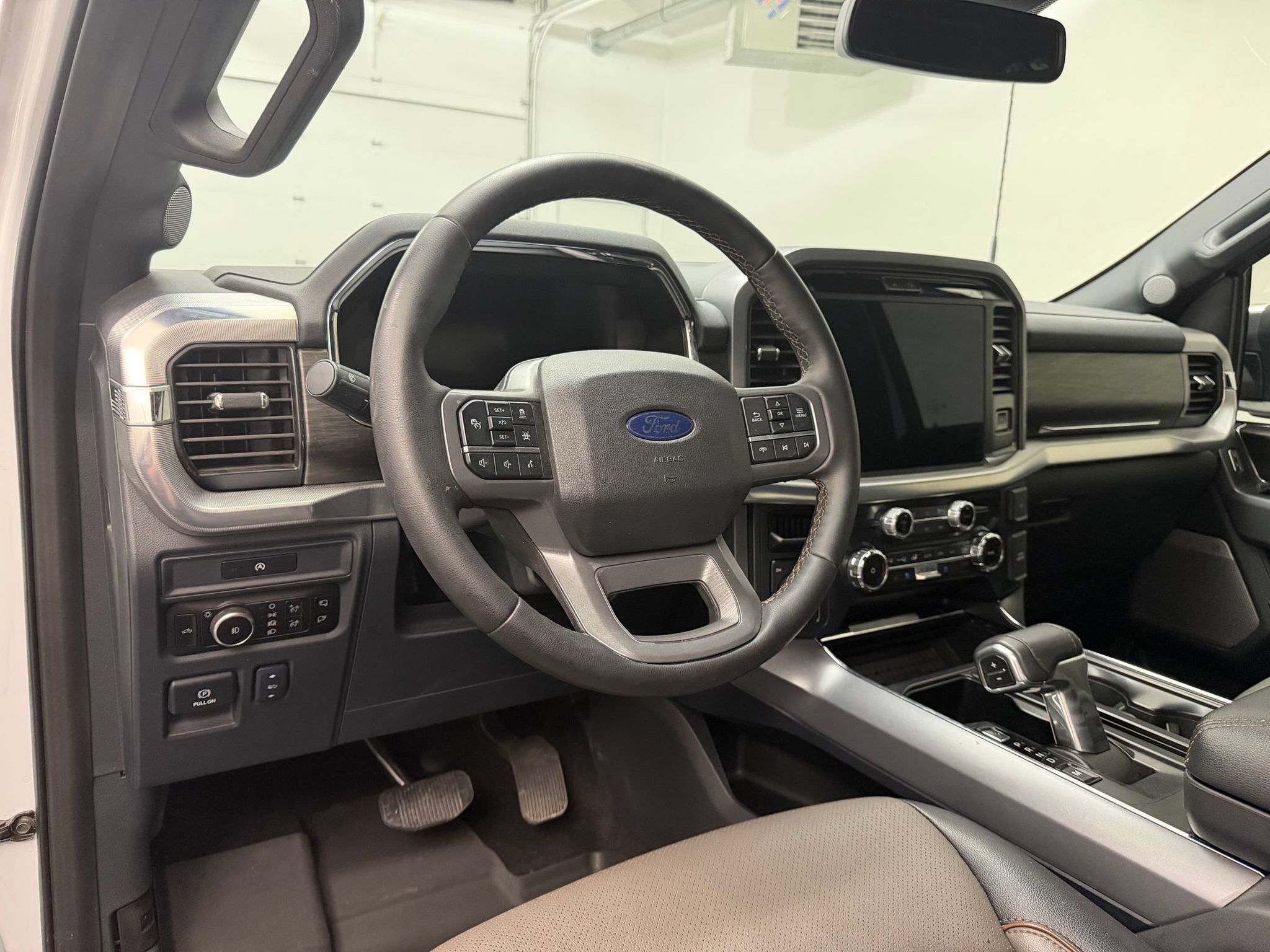 Used 2025 Ford F-150 Lariat Truck SuperCrew Cab