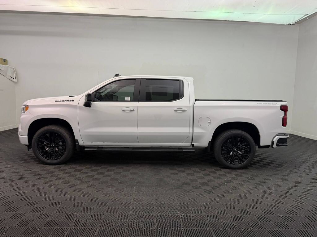 New 2026 Chevrolet Silverado RST Crew Cab