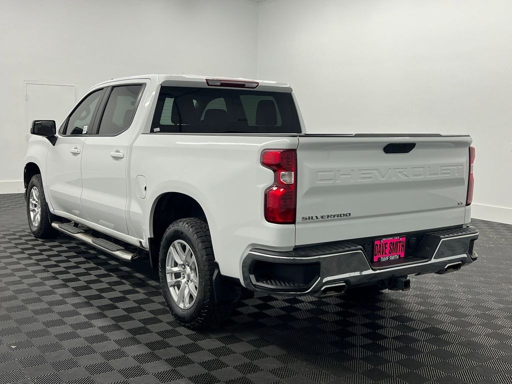 Used 2021 Chevrolet Silverado 1500 LT Truck Crew Cab
