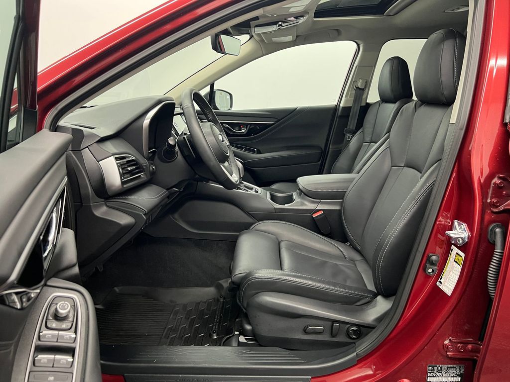 2025 Subaru Outback Limited photo 3