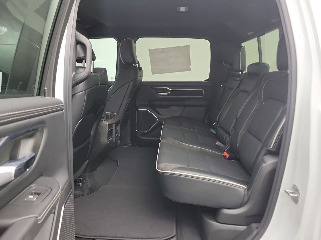 2026 RAM 1500 Laramie - Photo 9
