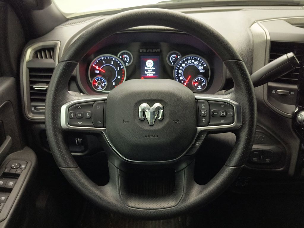 2025 RAM 2500 Tradesman - Photo 13