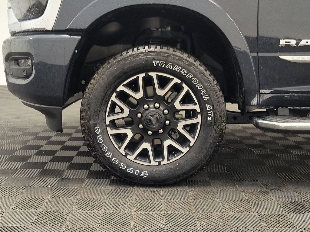 2026 RAM 3500 Limited - Photo 9