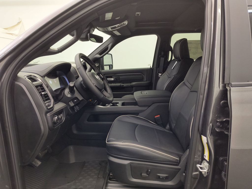 2025 Ram 2500 Power Wagon photo 4