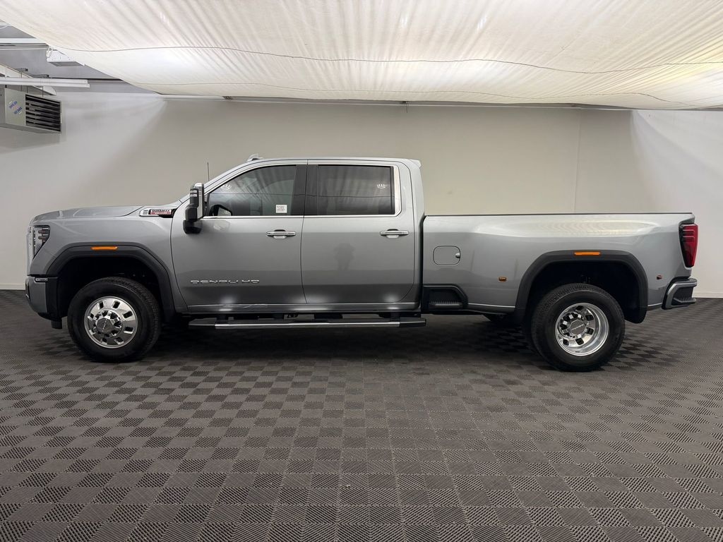New 2026 GMC Sierra 3500 Denali DRW Crew Cab