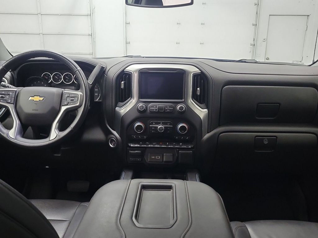 2022 Chevrolet Silverado 1500 LTZ photo 4