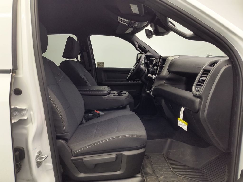 2025 RAM 2500 Tradesman - Photo 28