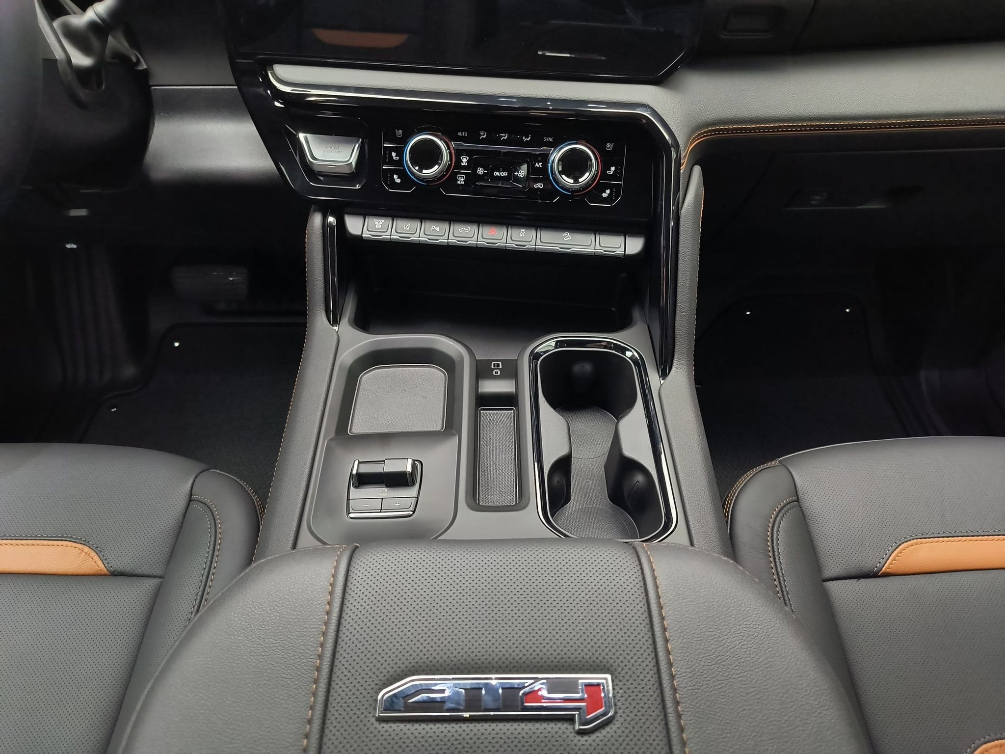 2026 GMC Sierra 2500HD AT4 - Photo 13