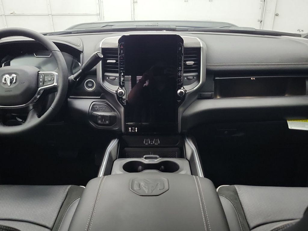 2025 Ram 2500 Laramie photo 3