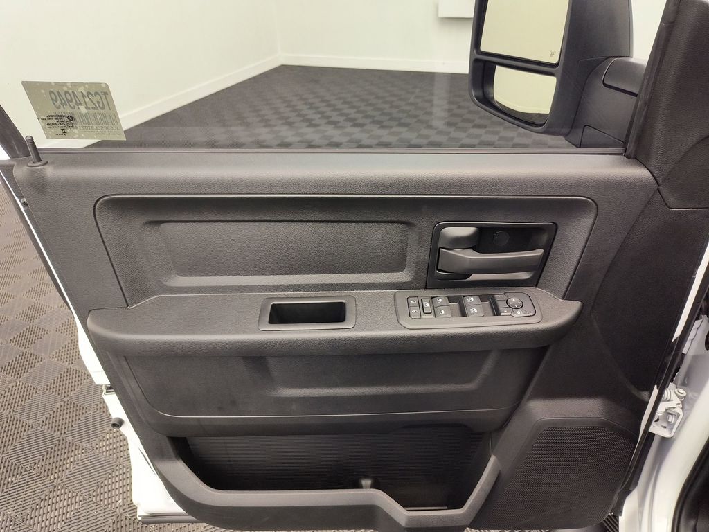 2026 RAM 2500 Tradesman - Photo 11