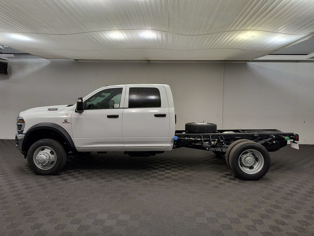 New 2027 Ram 4500 Chassis Tradesman Crew Cab