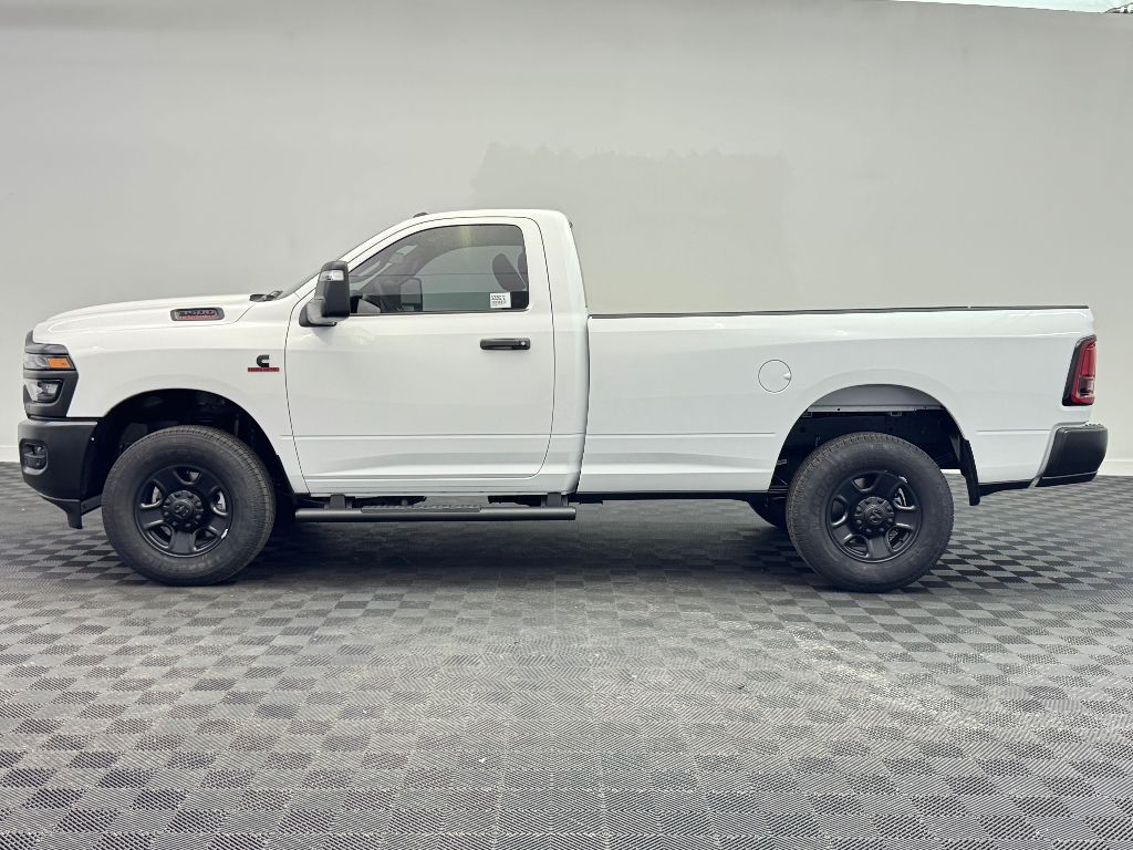 2025 Ram 3500 Tradesman photo 2