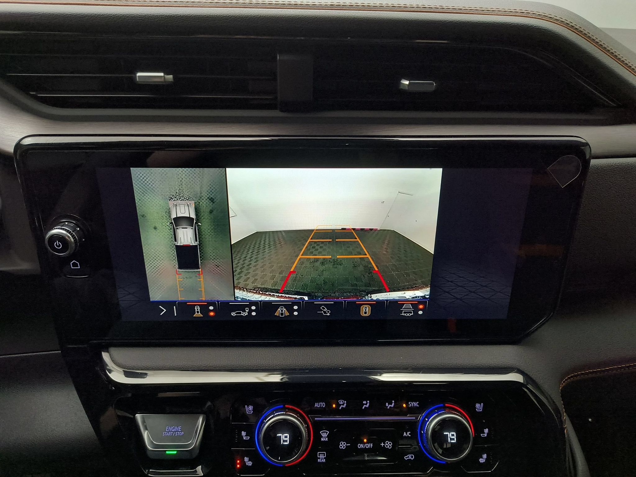 2026 GMC Sierra 2500HD AT4 - Photo 16