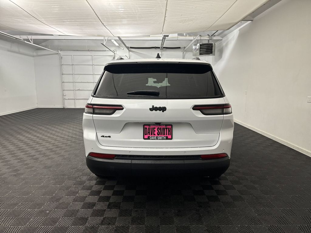 2025 Jeep Grand Cherokee L Altitude - Photo 9