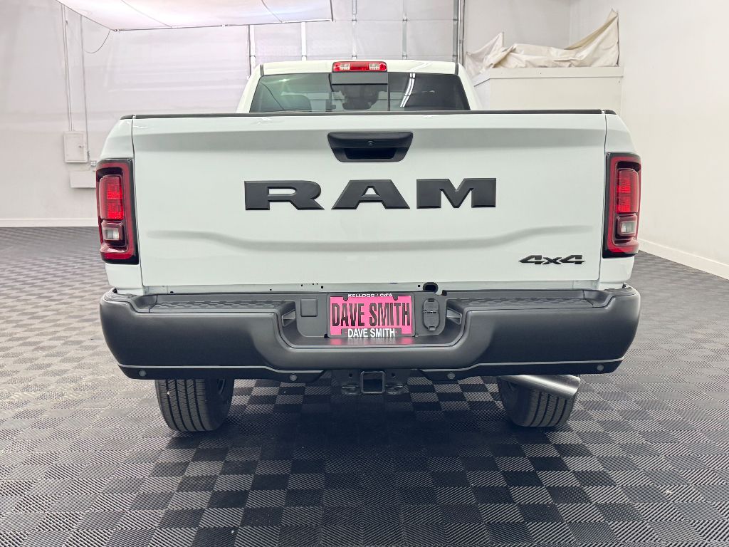 2025 Ram 3500 Tradesman photo 4