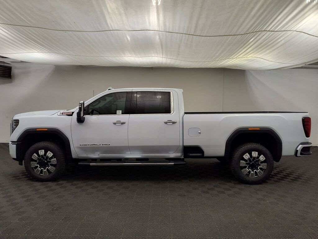 New 2026 GMC Sierra 3500 Denali Crew Cab