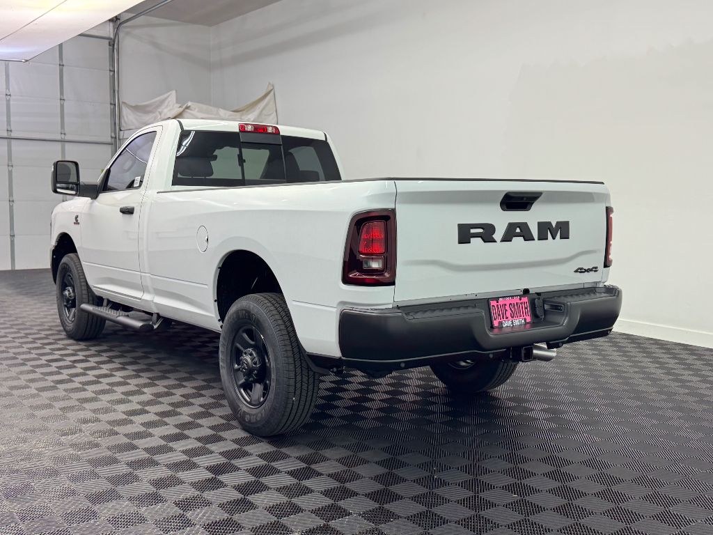 2025 Ram 3500 Tradesman photo 3