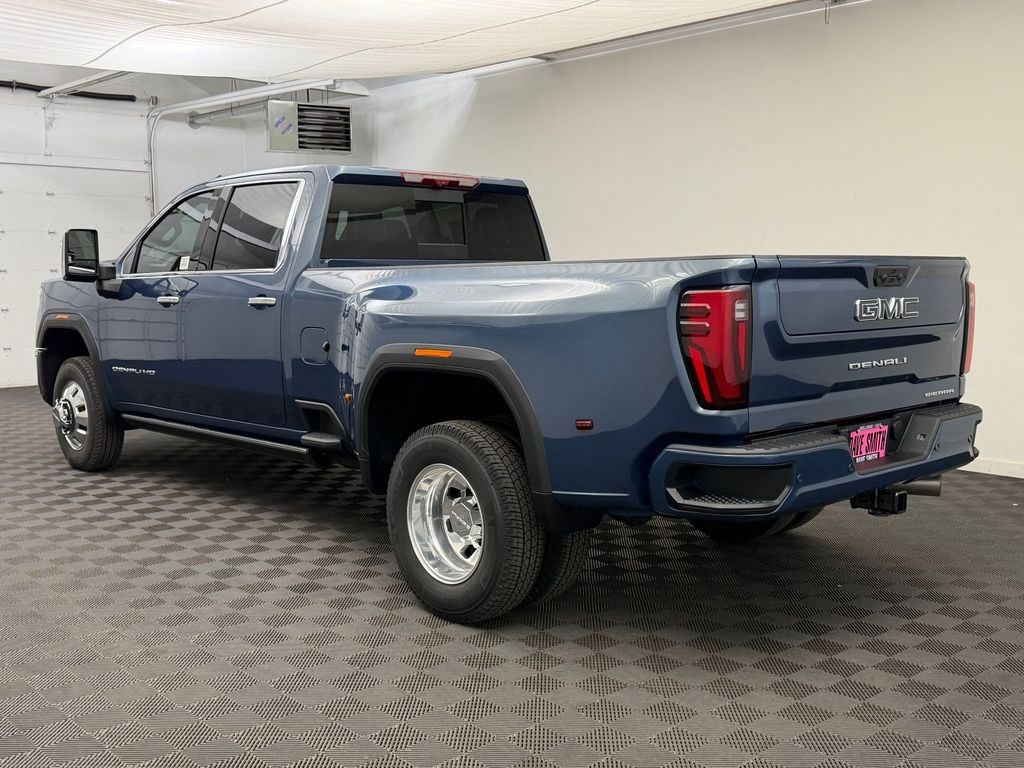 New 2026 GMC Sierra Denali Ultimate DRW Crew Cab