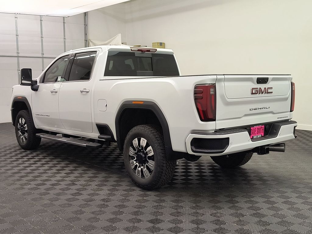 New 2026 GMC Sierra Denali Crew Cab