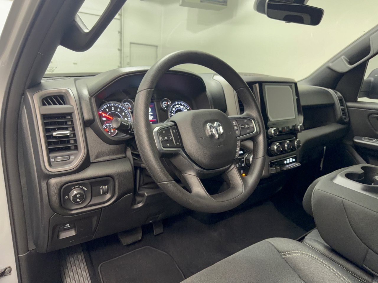 New 2027 Ram 1500 Express Crew Cab