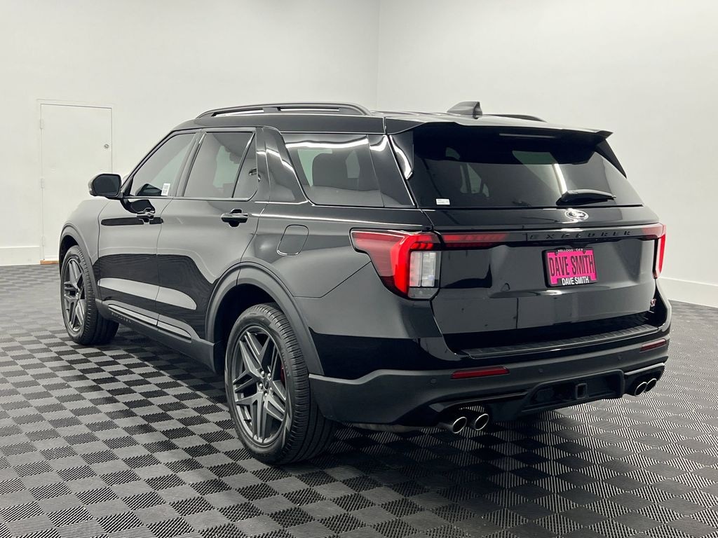Used 2025 Ford Explorer ST SUV