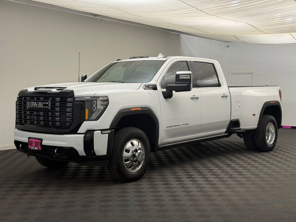 New 2026 GMC Sierra 3500 Denali Ultimate DRW Crew Cab