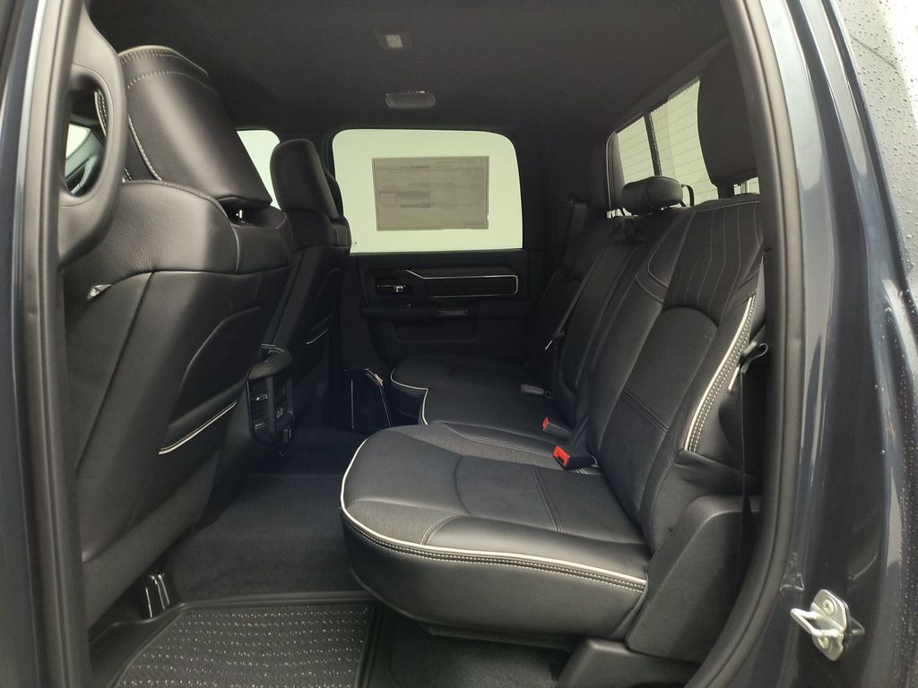 2026 RAM 3500 Limited - Photo 10