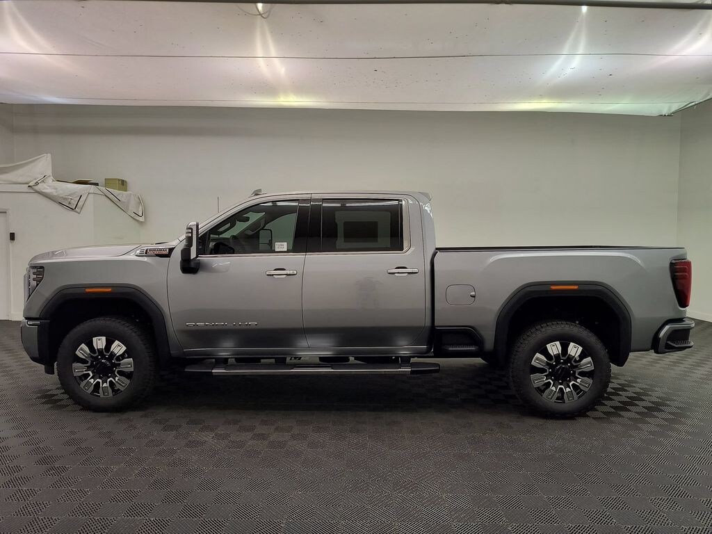 New 2026 GMC Sierra Denali Crew Cab