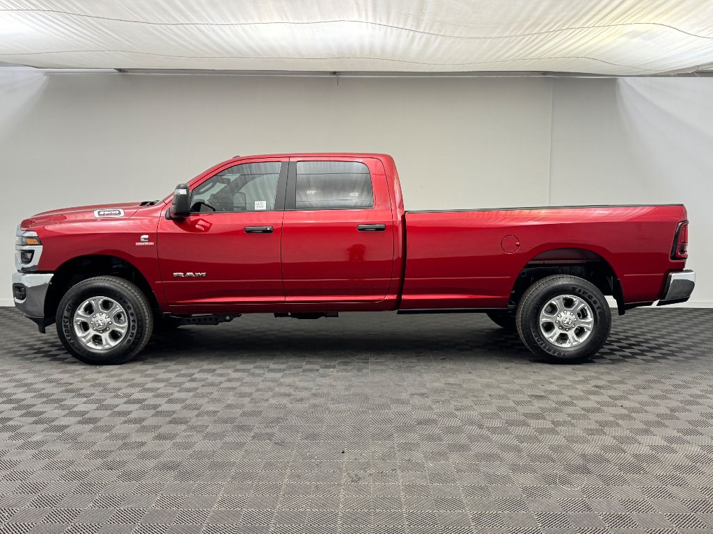 2025 Ram 3500 Big Horn photo 2