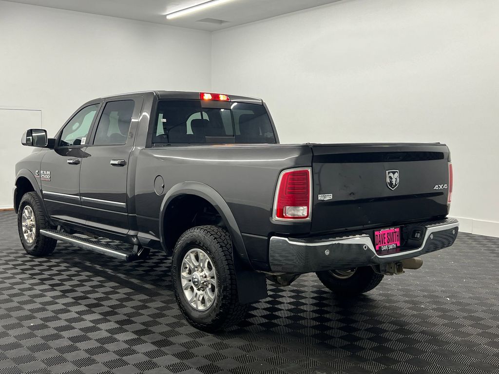 2018 Ram 2500 Laramie photo 3