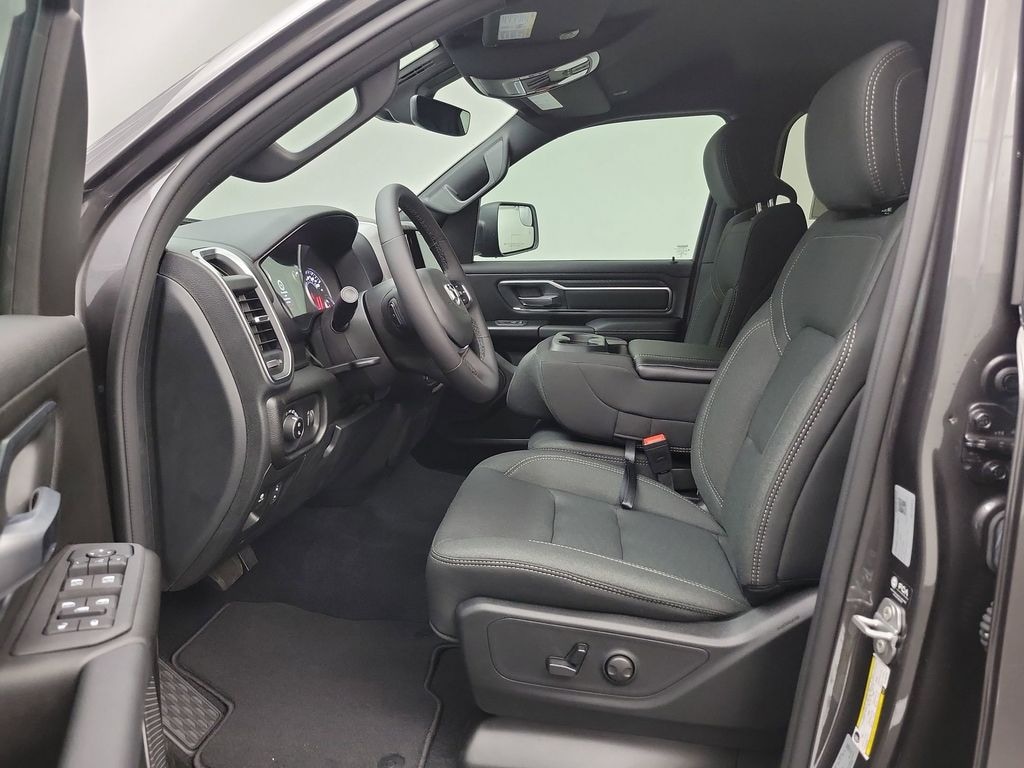 New 2025 Ram 1500 Big Horn Crew Cab